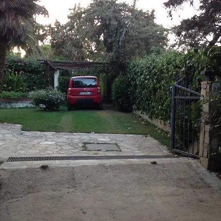 And Garden, 10 Min From Vila Villasimius