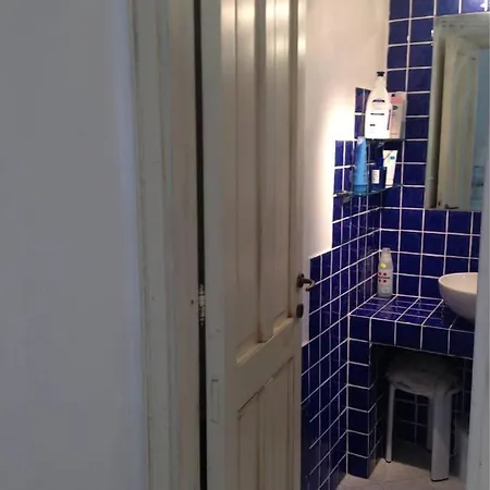 וילה And Garden, 10 Min From *