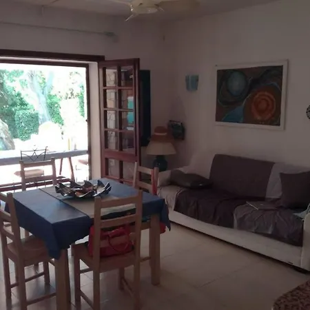 And Garden, 10 Min From