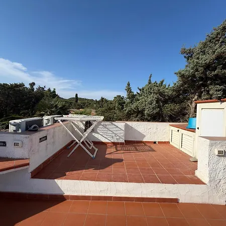 Villa And Garden, 10 Min From *