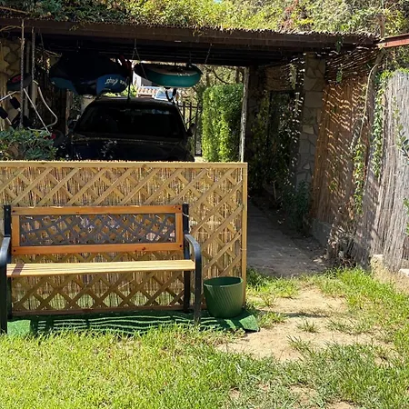 Villa And Garden, 10 Min From