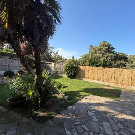 Villa And Garden, 10 Min From *