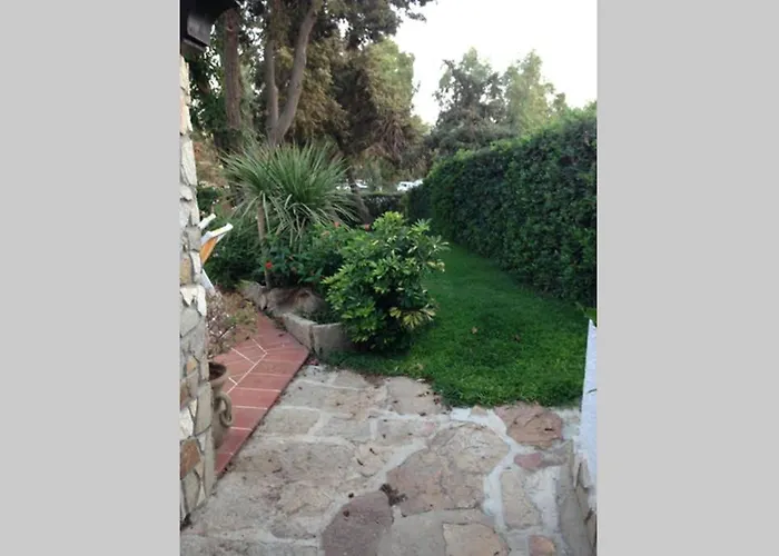 Vila And Garden, 10 Min From